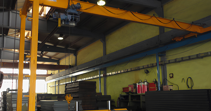 Single Girder Semi Gantry Crane